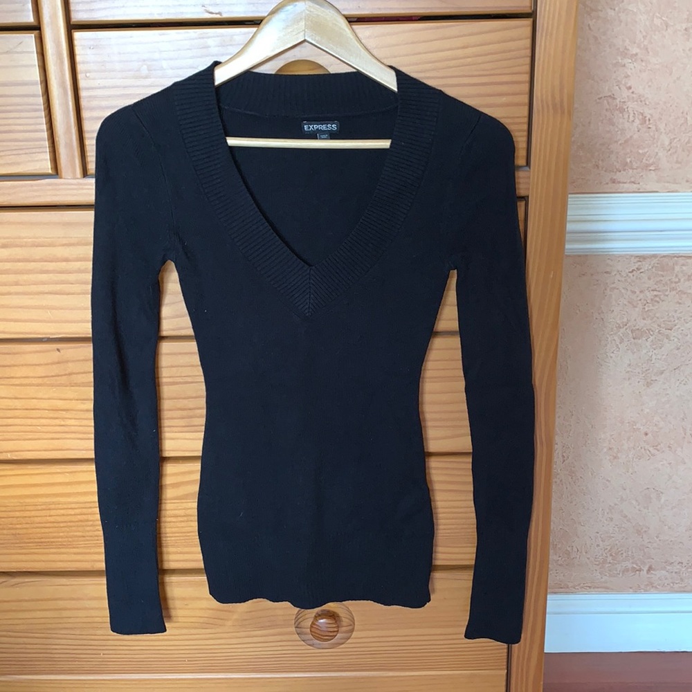V-neck sweater